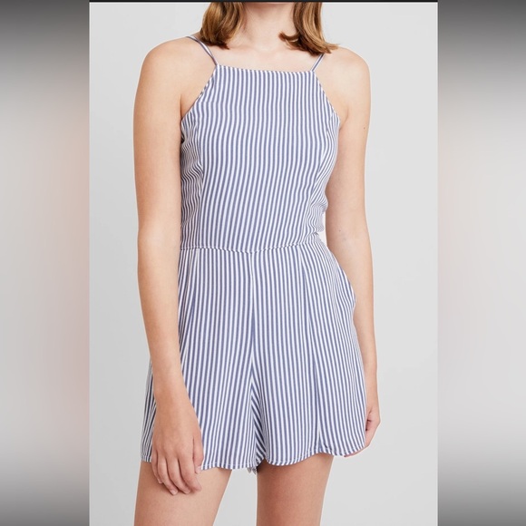 Abercrombie & Fitch Pants - Abercrombie & Fitch Blue & White Striped Romper XS | Summer Beach Mini Romper